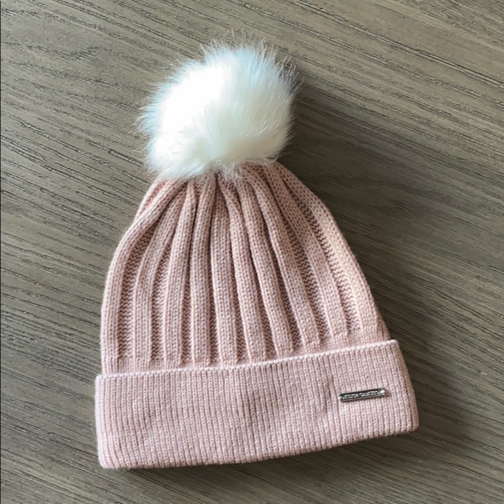 Vince Camuto winter hat